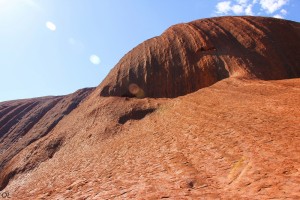A closer look to the Ayers Rock